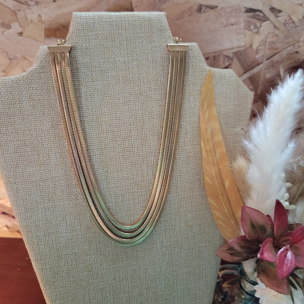 Chic Gold Necklace for Women